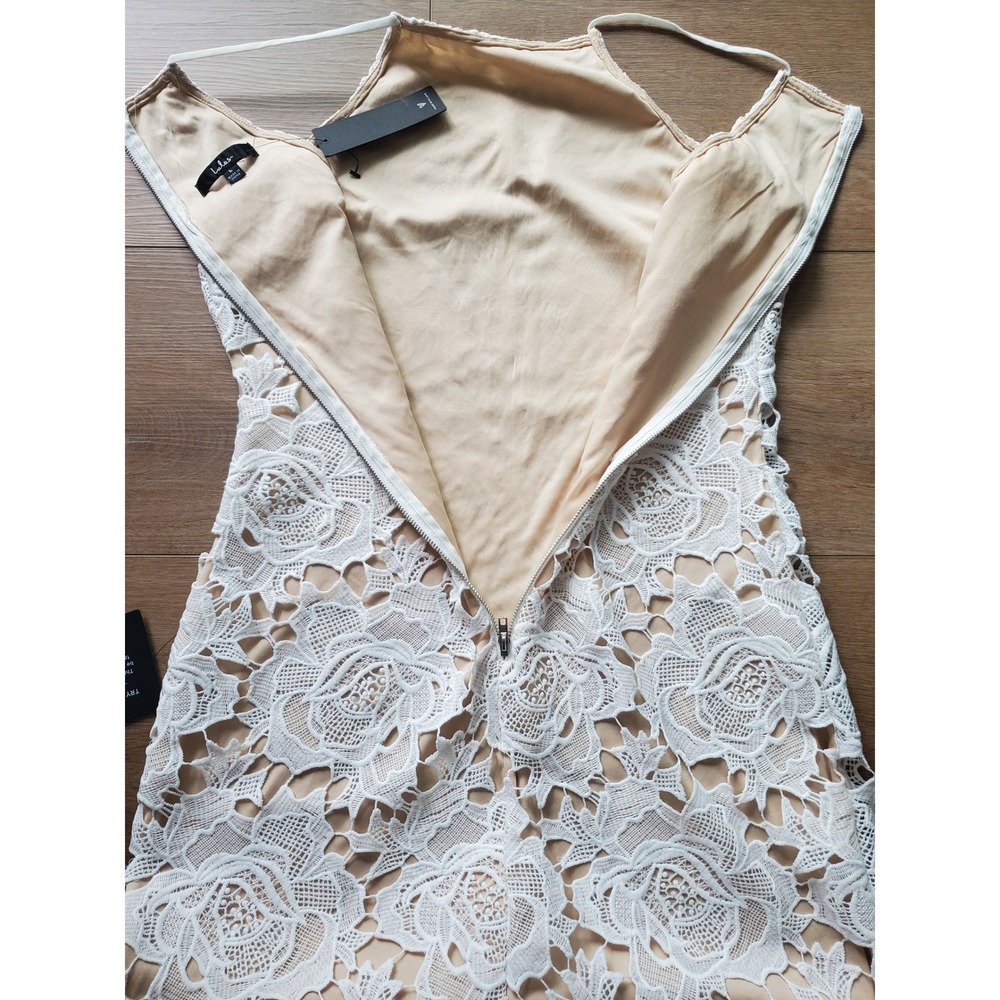 Lulus White Floral Crochet Lace Halter Sheath Dress Nude Lining NWT Large - Picture 13 of 14